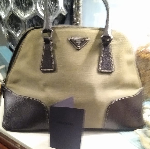 COPY - COPY - Auth. Prada handbag only - Picture 6 of 11